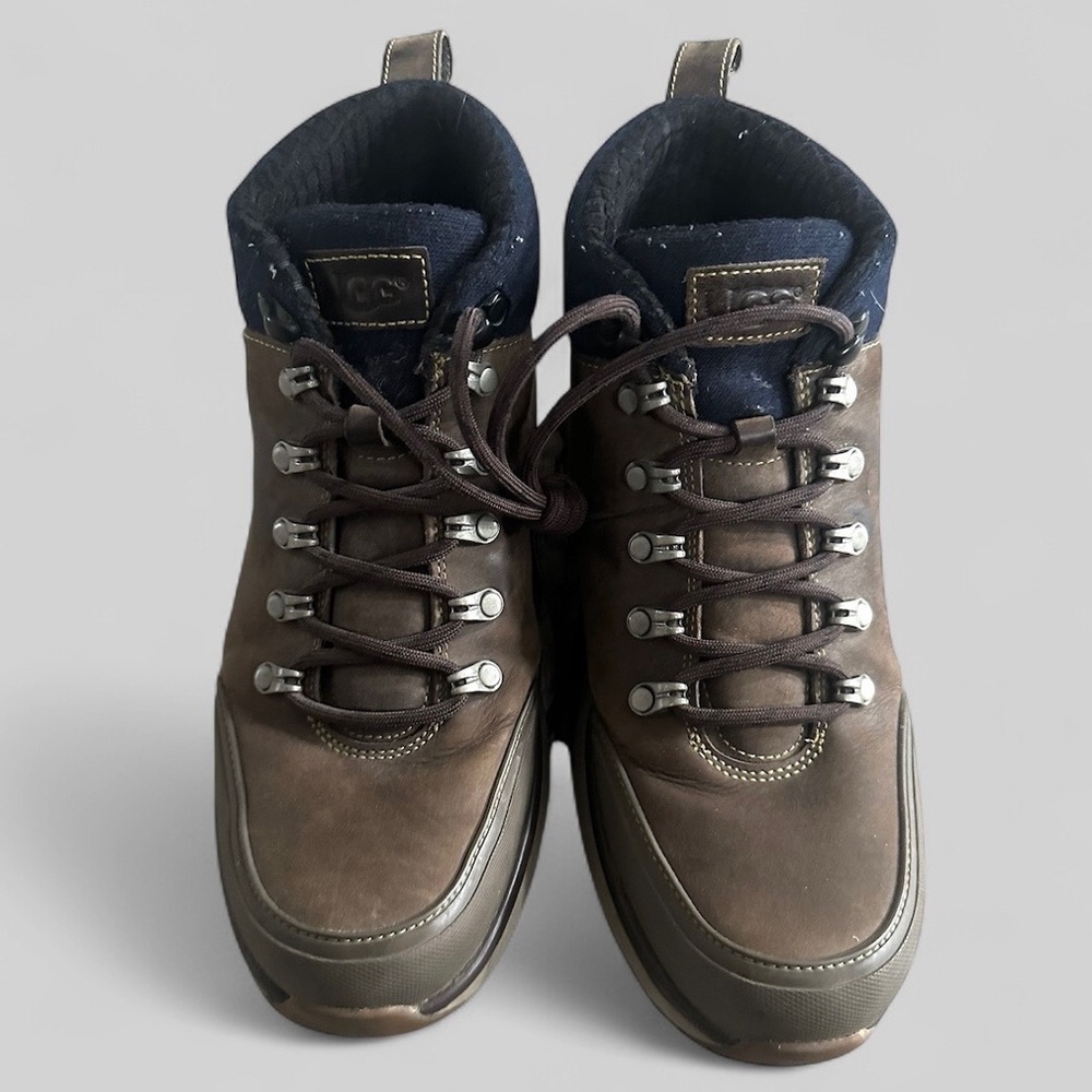 UGG Australia Olivert Waterproof 3M Thinsulate Boots Men’s 9